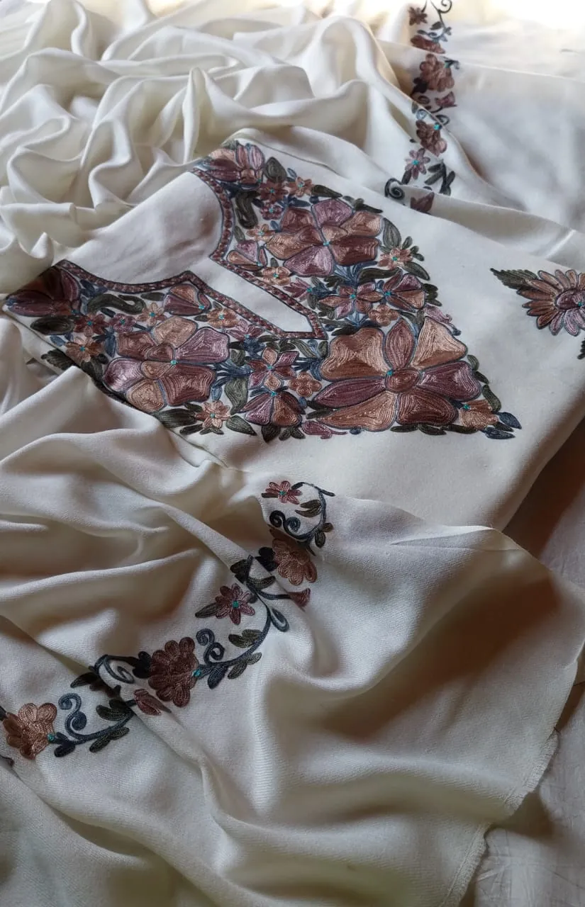 Ivory Cream Aari Work Suit Ivory Cream Aari Work Suit