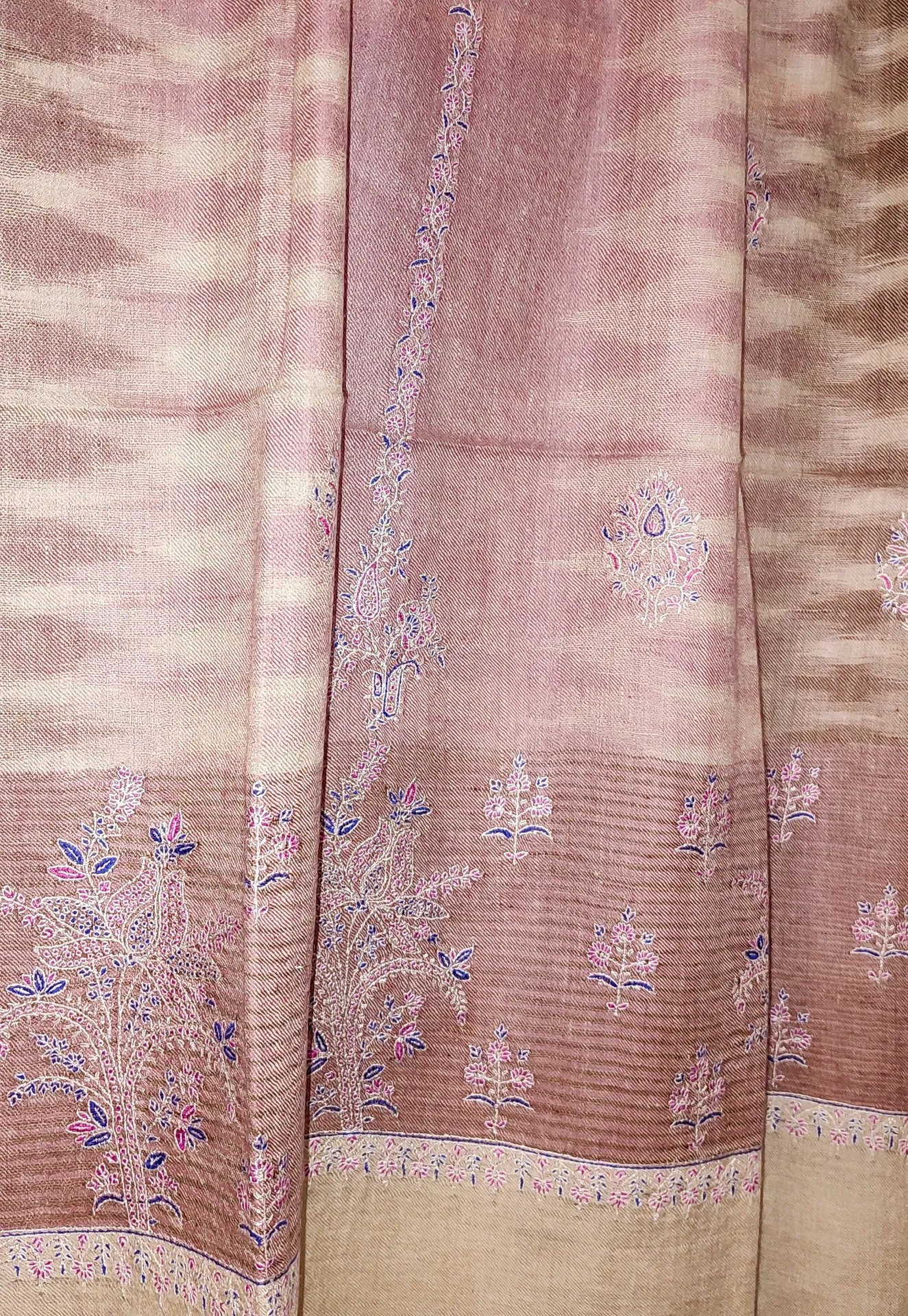 TOK004 (4) Ekat White & Peach Sozni Motifs Embroidered Pashmina Shawl