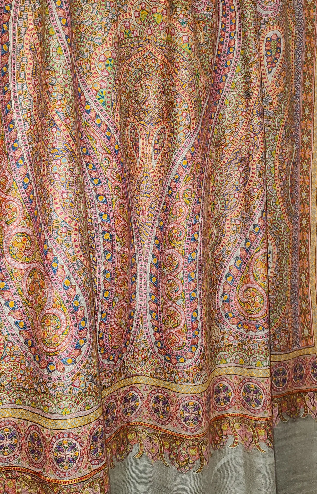 Natural Antique Jamawar Sozni Embroidered Pashmina Shawl